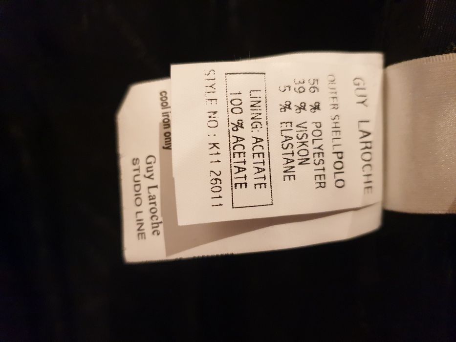 Дамско черно вталено палто Guy Laroche, размер 42