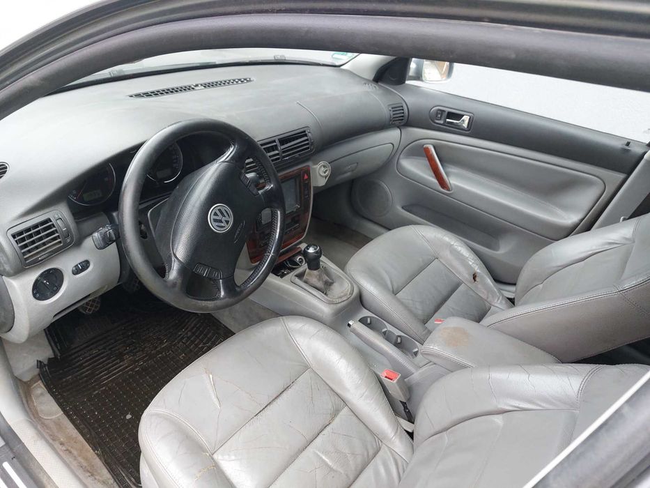 VOLKSWAGEN Passat 2003 — imagine 3