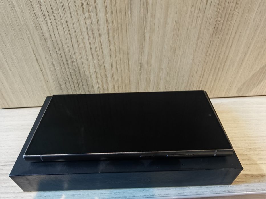 Samsung Galaxy S24 Ultra Black Nou- 0 cicluri