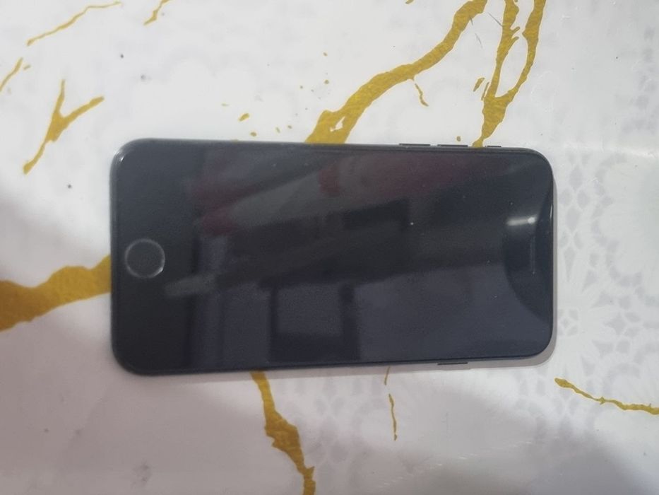 Iphone 7 ,  100%