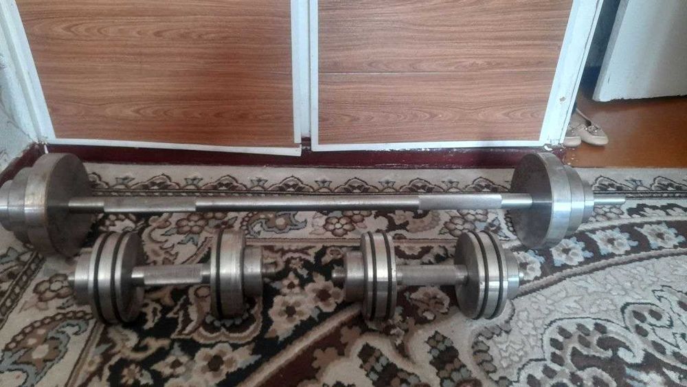 Продаются гантели и штанга!