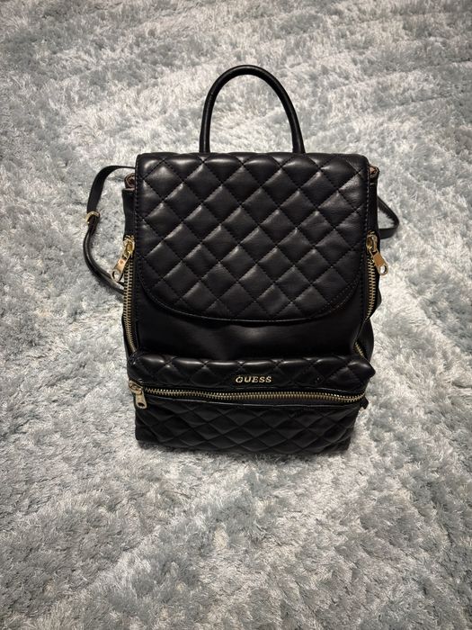 Чисто нова раница guess оригинална