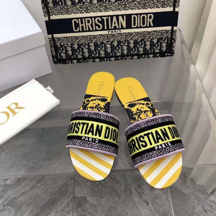 Papuci DIOR mărimea 35