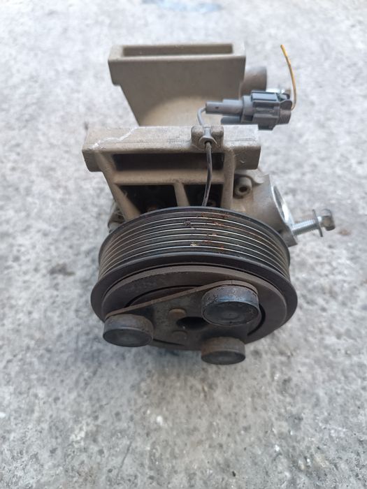 Compresor aer condiționat Nissan Navara PATHFINDER 2.5 D 92600 KH70A