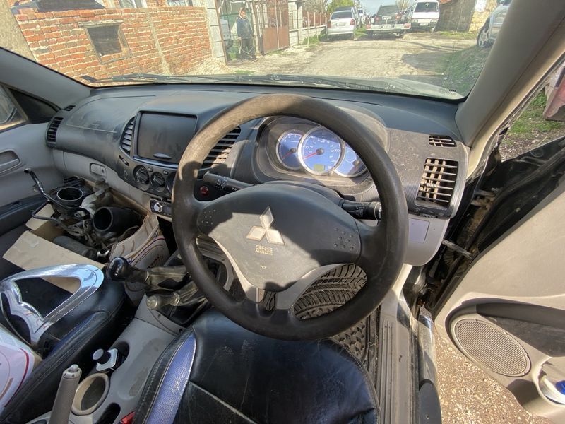 Mitsubishi L200 2.5 дизел 136 к.с. (2006-2010) на части