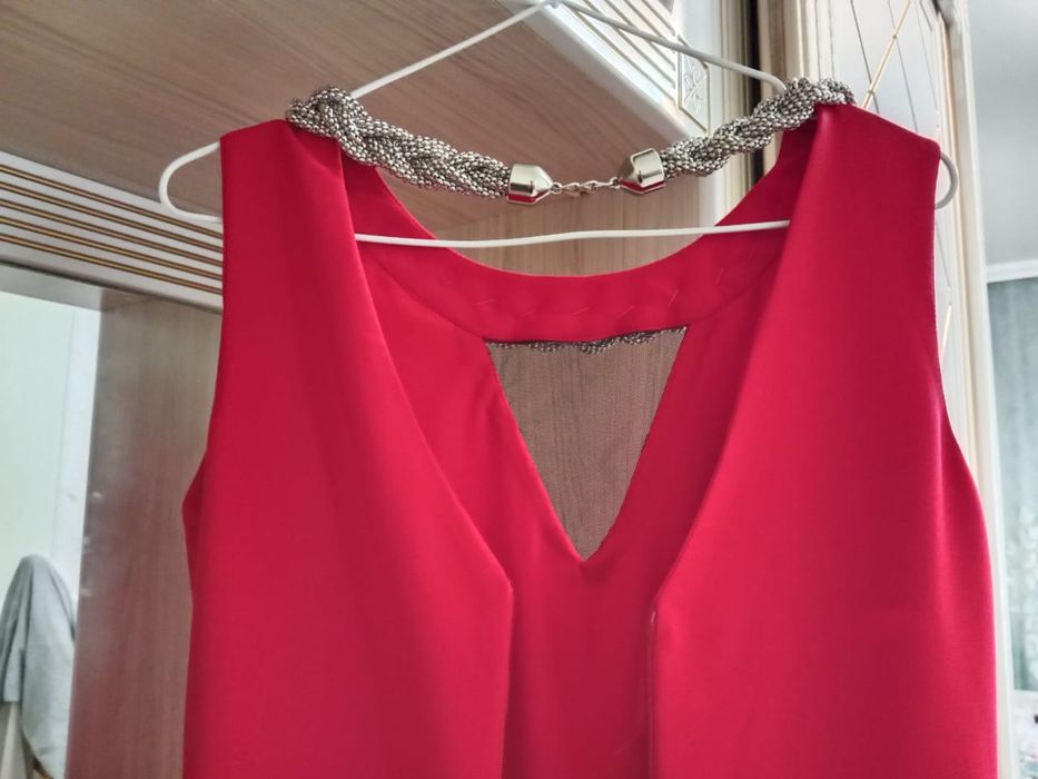 Женское красивое платье