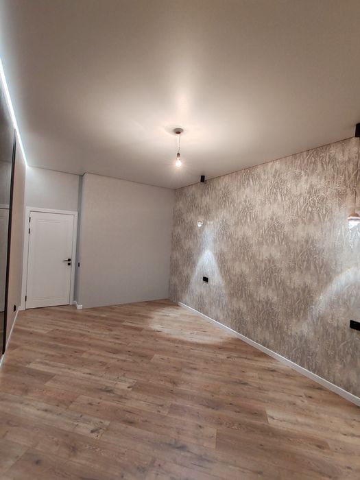 Обой клею качество аккуратно