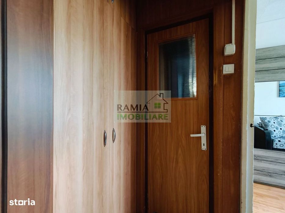 Apartament 3 camere, Cartierul Florilor, Boxă și parcare