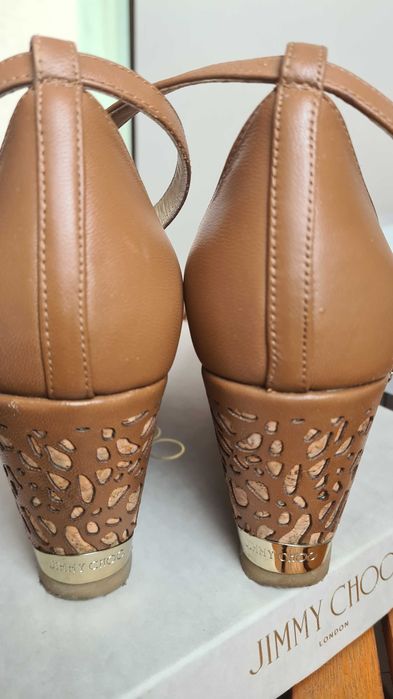 Оригинални сандалети на Jimmy Choo