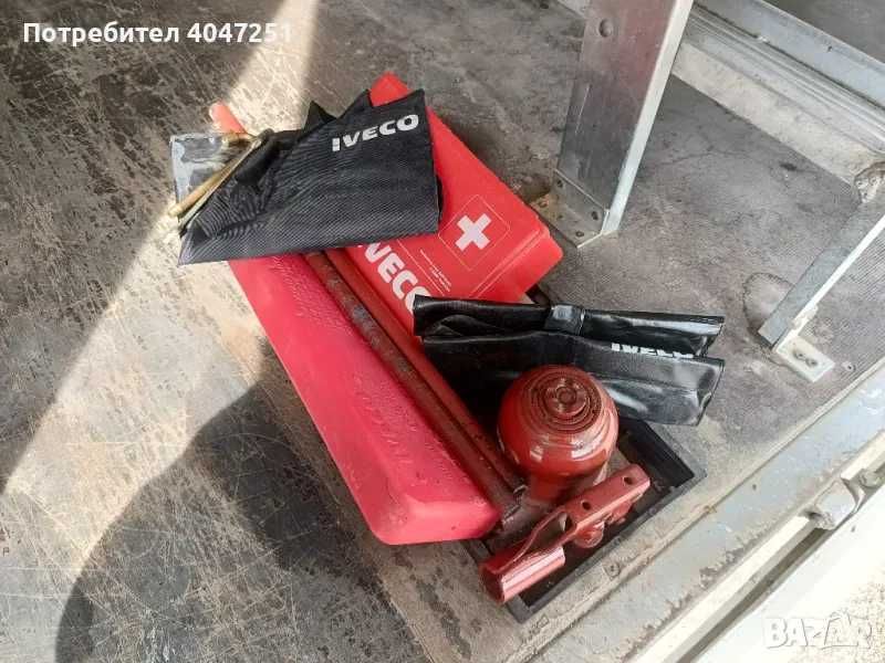 ПЪЛЕН Авариен Комплект ОРИГИНАЛЕН за Iveco Daily