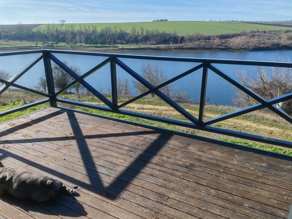 Къщи за гости на язовир