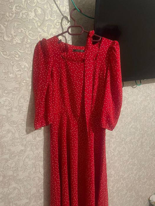 Платья разные новые