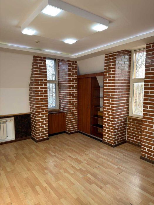 ofis ijaraga beriladi+yuridik manzil