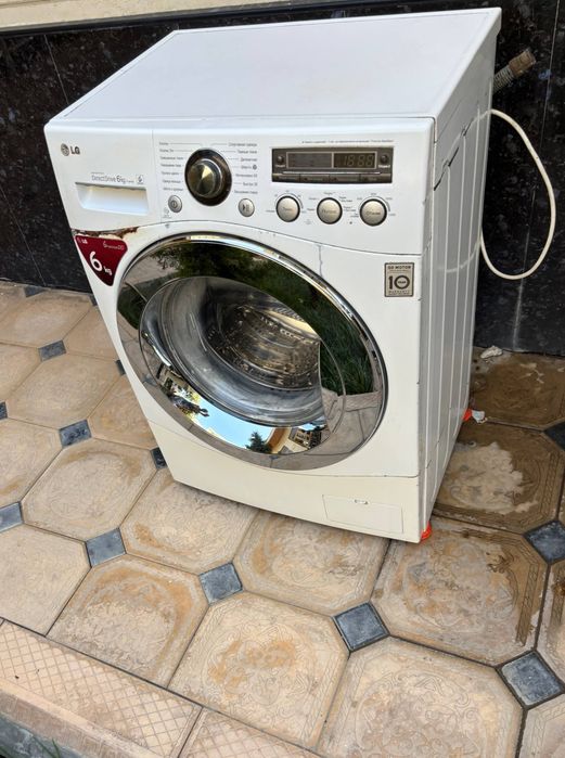 Стиральная машинка LG Direct Drive 6kg (Под ремонт) состояние нормальн