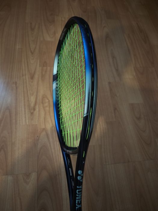 Racheta Yonex Ezone 98 305g
