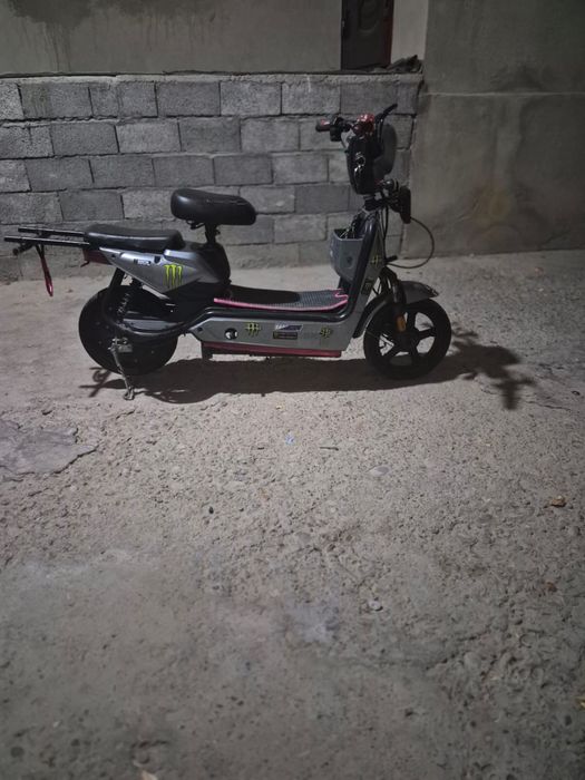 В продаже скутер ск 8