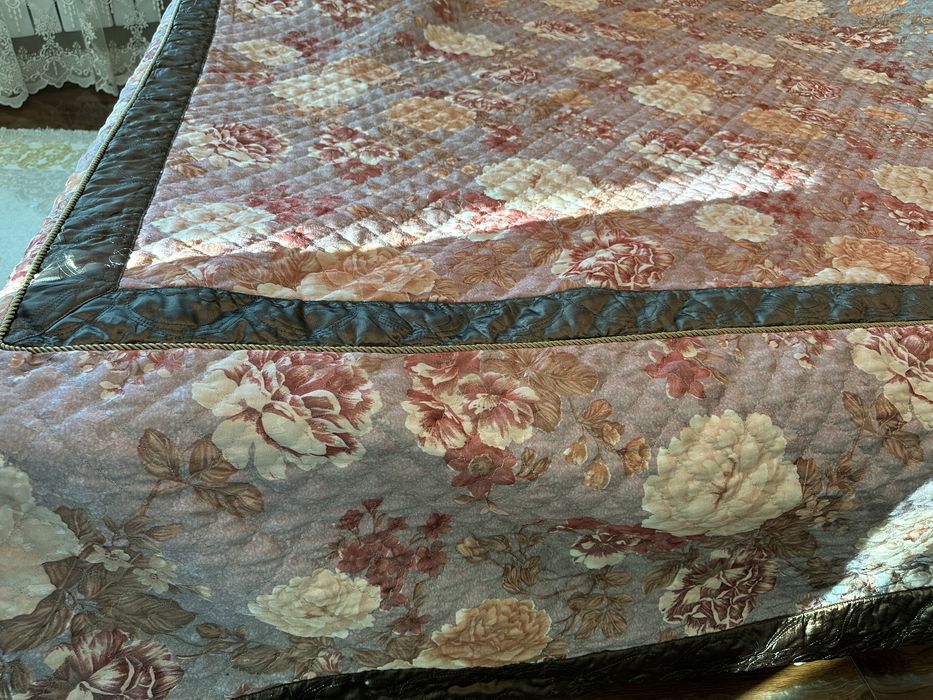 Покрывало с наволочками