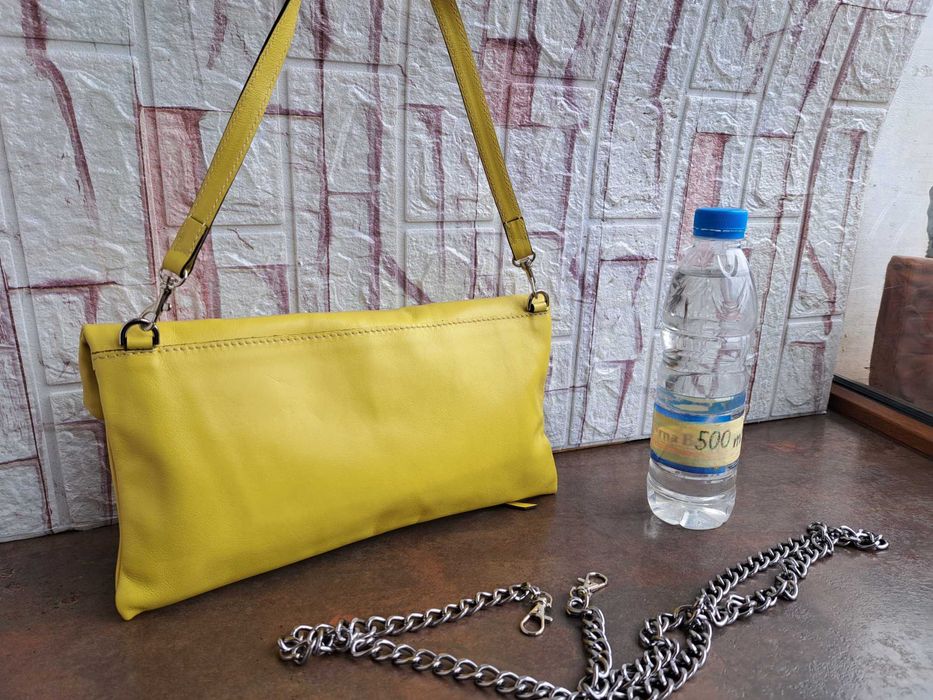 дамска чанта,Gianni Chiarini,жълта малка чантичка-естествена кожа
