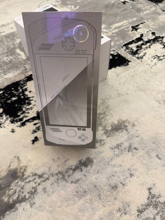 Consola portabila Asus  Rog Ally