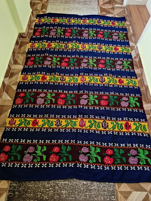 Patura/Cuvertura traditionala de lana din zona Banat/Transilvania