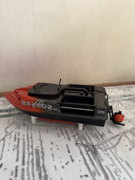 Продам Кораблик для рыбалки RAPTAR