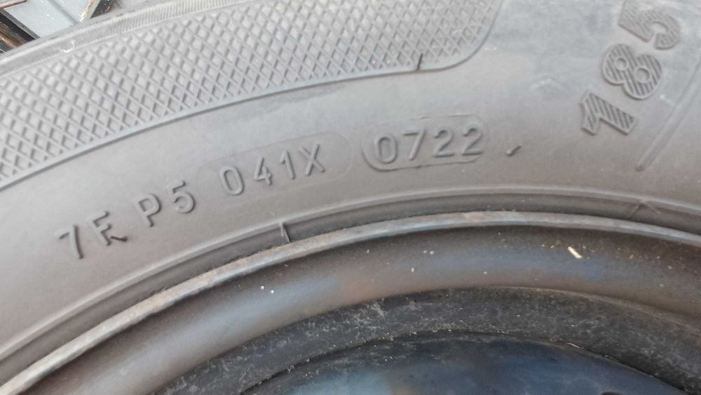 Roti anvelope vara/iarna 185/60 R14 cu jante din tabla