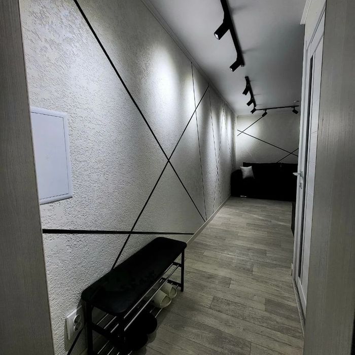 Чёрно - белая студия для двоих