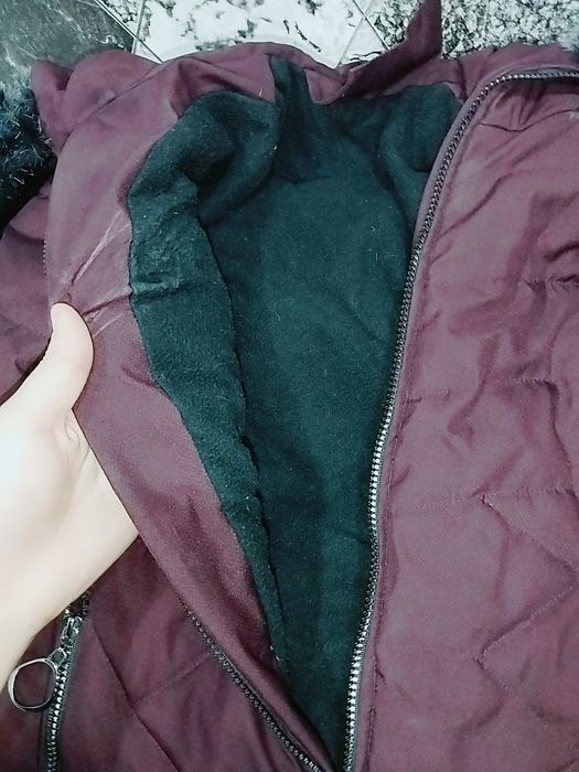 Zimniy brendiviy rangdagi kurtka