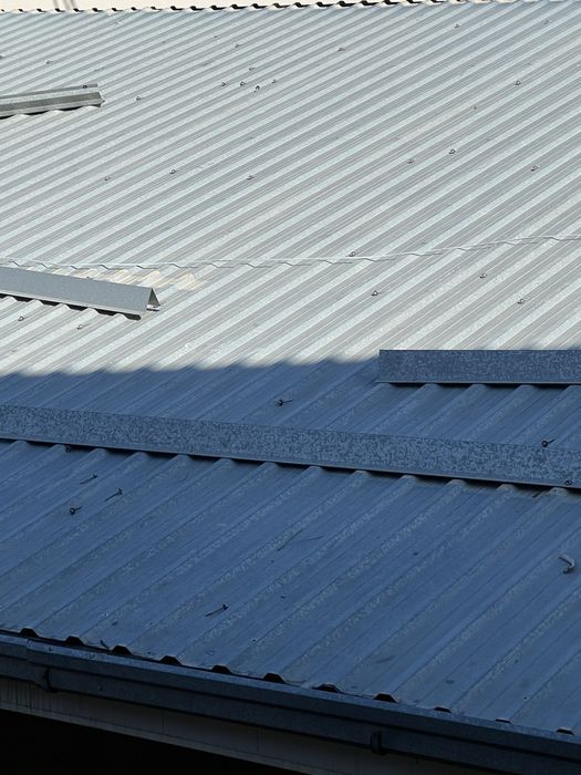 Profnastil bor xolati ideal