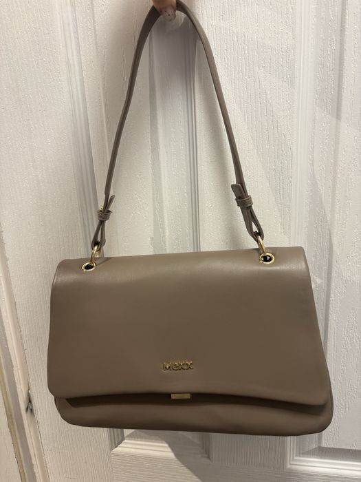 Дамска чанта MEXX