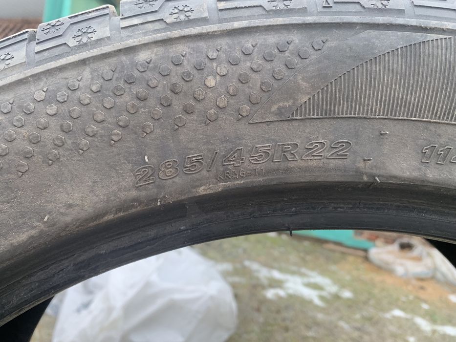 Продам резину 22