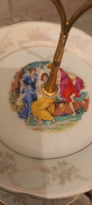 Продам конфетницу