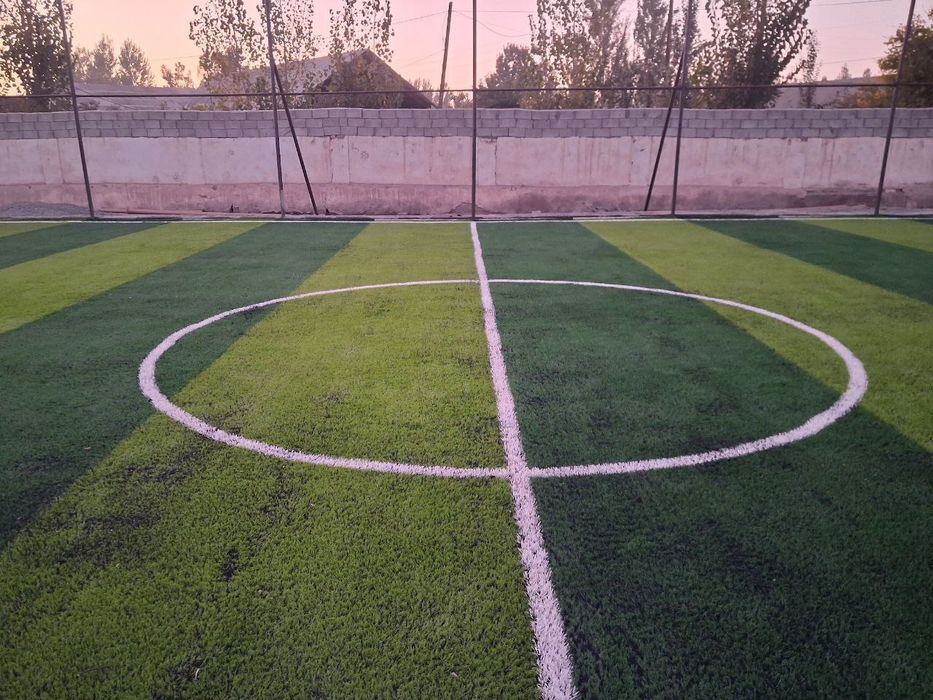 Mini stadion qurish xizmati fudbolniy polya detiaki, plashatka 40x20kv
