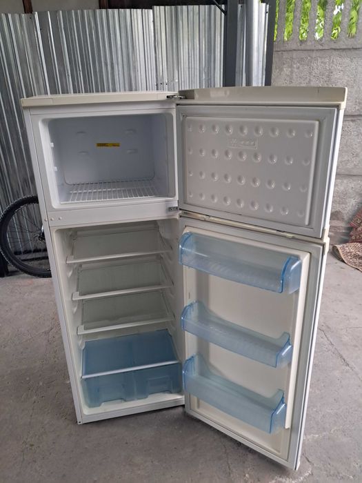 Холодильник в хорошем слстоянии