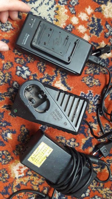 Блоки питания на радио телефоны, зарядные устройства  и пр.