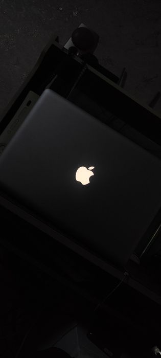 Продам или обменяю macbook pro 2011 года