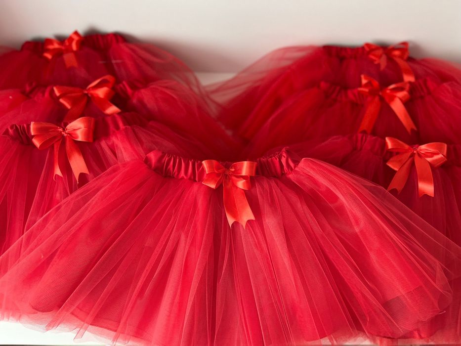 Красная юбка пачка