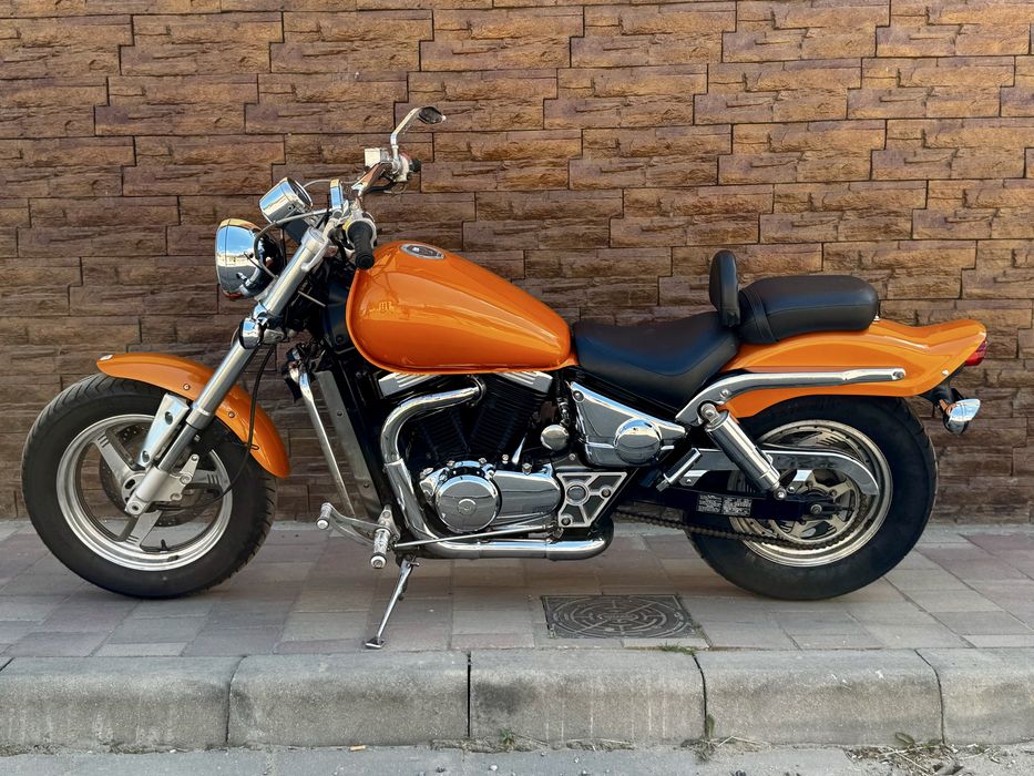 Suzuki Marauder VZ 800