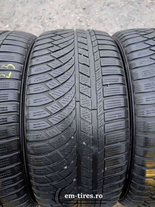 255/40 R20 • Iarna • Kumho WinterCraft WP72 101W | 4 buc | Pret/buc