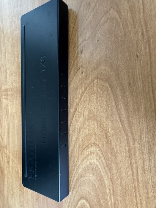 Сплиттер HDMI WHD-HDSP8-G 4K2K 1 вход - 8 выходов