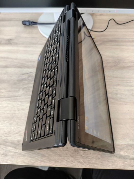 Лаптоп Lenovo Yoga 11e