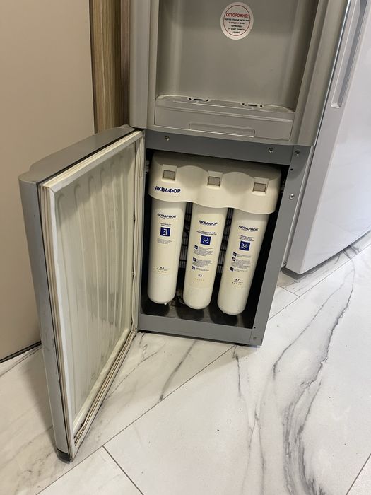 Aparat de filtrat apa