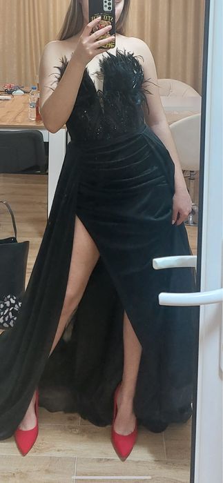 Абитуриентска рокля