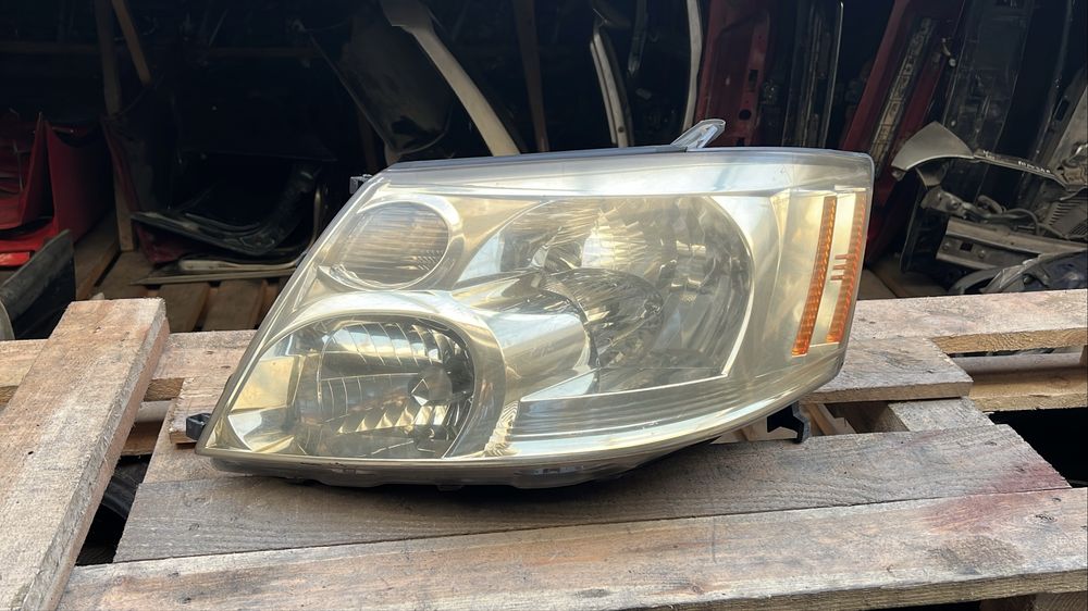 Фара Тойота Альфард фары TOYOTA ALPHARD радиатор решетка туманки