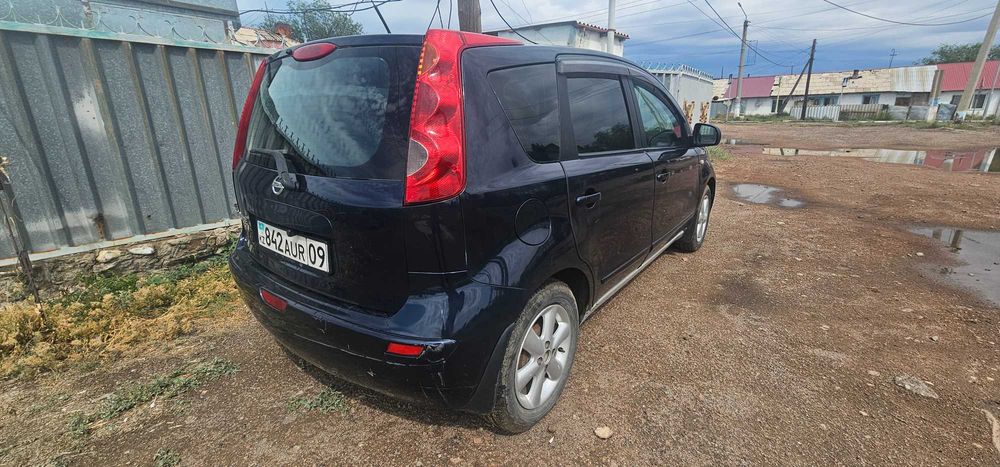Продам nissan note e11 luxury