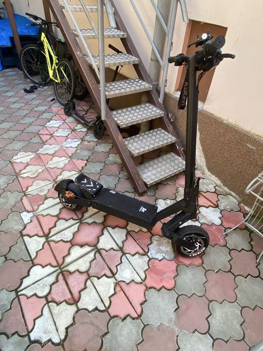Vand trotineta electrica kukirin g2