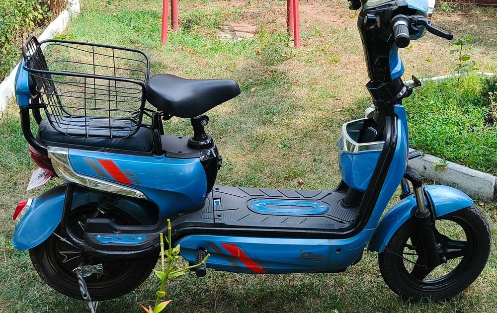 Scuter electric 48 V