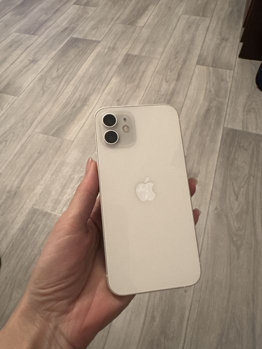 Iphone 12 в идельном состоянии
