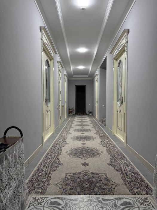 Uchastka hovli sotiladi