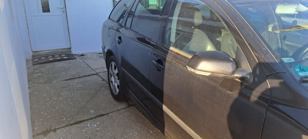 Vand acest bolid skoda